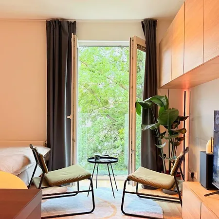 Quiet, Cozy And Sunny In The Absolute Center Appartement Bratislava